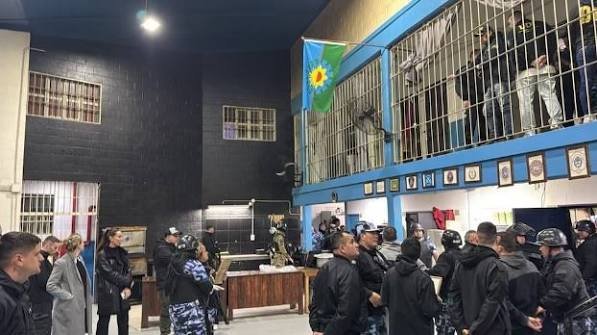 Allanamiento en la Unidad 31